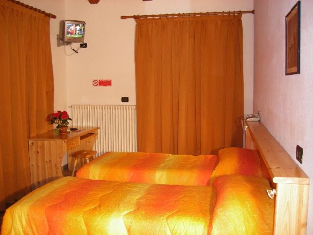 Oulx Hotel Savoia Debili מראה חיצוני תמונה